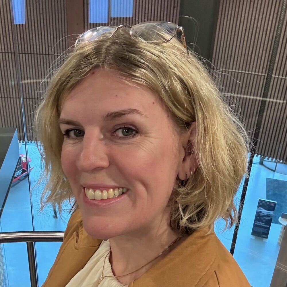 007 operation eye in the sky